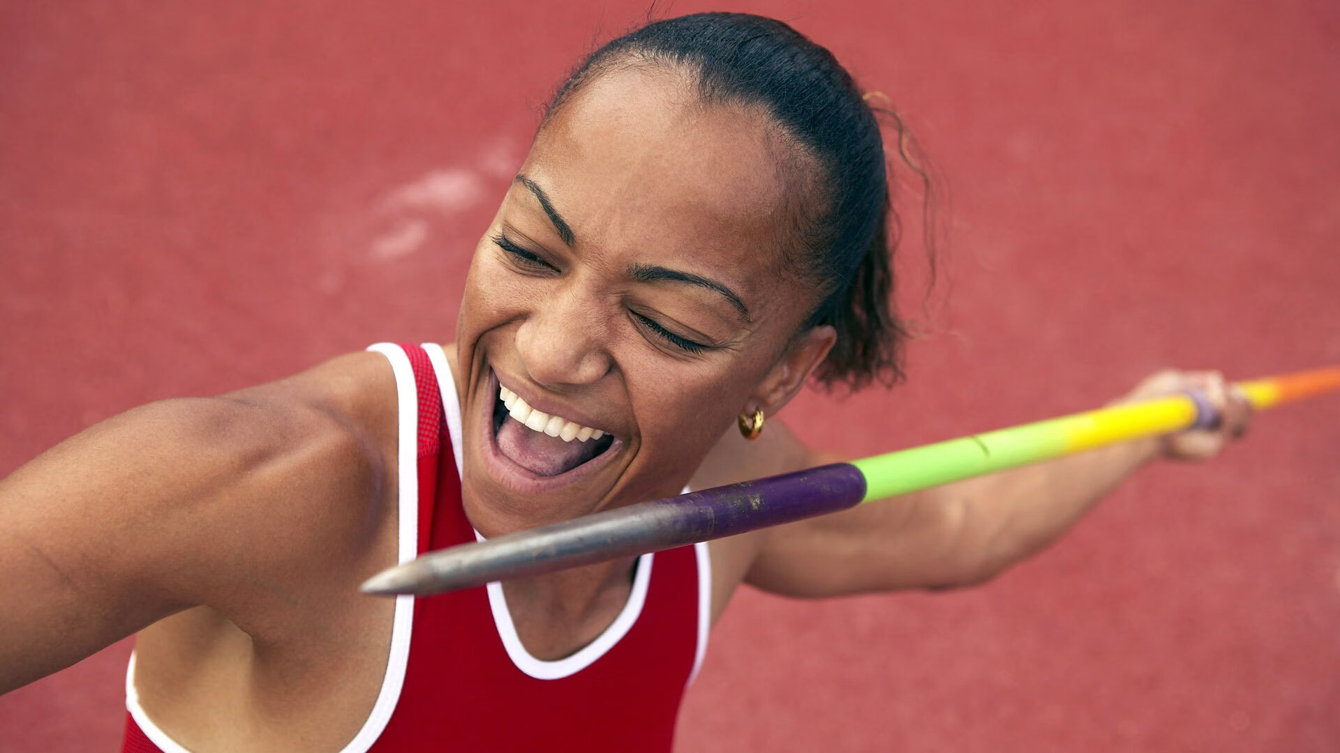 骑士训练结束后球员集体志愿清洁球馆，骑士队人员
